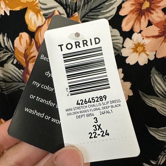 TORRID Mini Challis Slip Dress Black Floral V-Neck Stretch NWT - Picture 7 of 10
